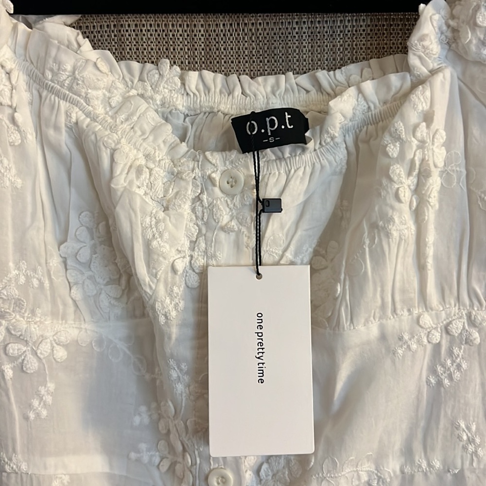 Dress - Picture 3 of 4